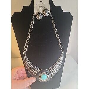 NWT Vintage Da Vinci Necklace W/ Earrings  TURQUOISE Silver Tone